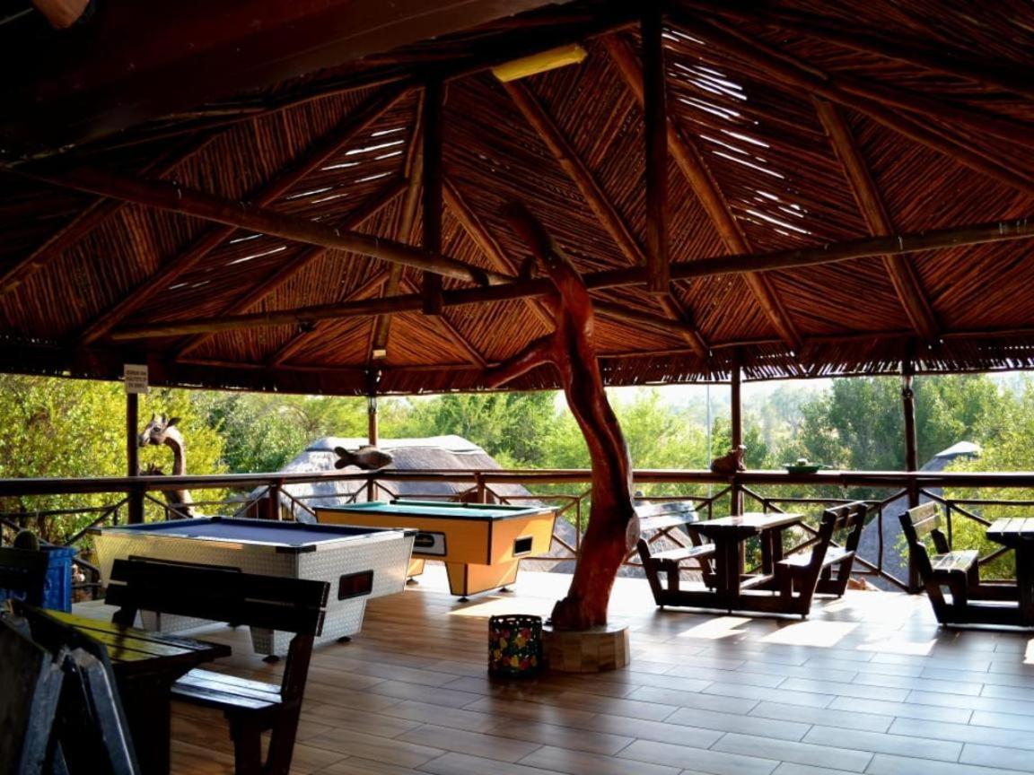 Thandabantu Game Lodge Roossenekal Exterior photo